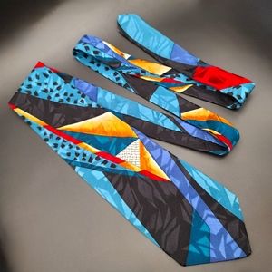 *SOLD* VALENTINO Pietro Italian Silk Mens Tie Handmade Vintage US Made Necktie